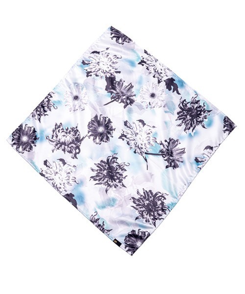 EFFECTEN（エフェクテン）の「EFFECTEN エフェクテン / flower shadow scarf（ストール/ショール・メンズ・ホワイト/ブラック・FREE）」の4枚目の写真