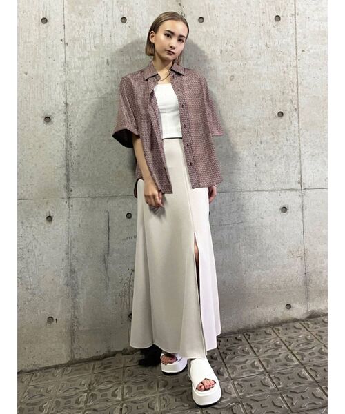 EMODA（エモダ）の「スクエアクロスサンダル（サンダル・レディース・ホワイト/ブラック・SMALL/MEDIUM/LARGE）」の4枚目の写真