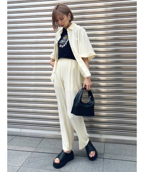 EMODA（エモダ）の「スクエアクロスサンダル（サンダル・レディース・ホワイト/ブラック・SMALL/MEDIUM/LARGE）」の17枚目の写真