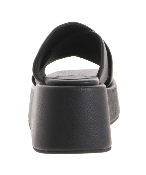 EMODA（エモダ）の「スクエアクロスサンダル（サンダル・レディース・ホワイト/ブラック・SMALL/MEDIUM/LARGE）」の14枚目の写真