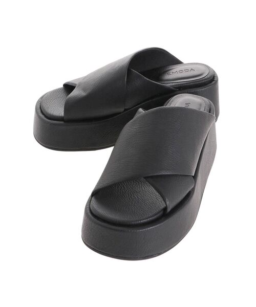 EMODA（エモダ）の「スクエアクロスサンダル（サンダル・レディース・ホワイト/ブラック・SMALL/MEDIUM/LARGE）」の22枚目の写真