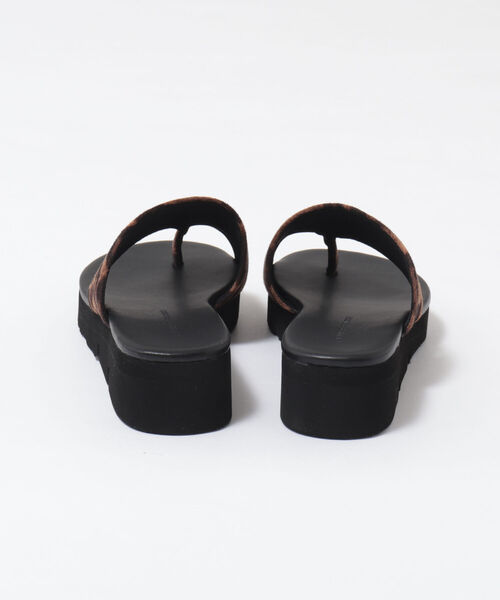 NOLLEY’S（ノーリーズ）の「【ATELIER BRUGGE /アトリエブルージュ】◇【WEB限定】トングサンダル（サンダル・レディース・ブラック/ベージュ系その他3・M/S/L）」の7枚目の写真