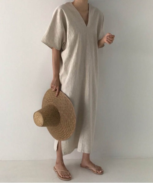AMELY（エミリー）の「リネン混ワンピース（ワンピース・レディース・ブラック/ベージュ・S/M/L）」の9枚目の写真