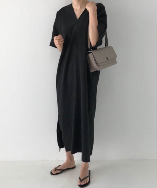 AMELY（エミリー）の「リネン混ワンピース（ワンピース・レディース・ブラック/ベージュ・S/M/L）」の4枚目の写真