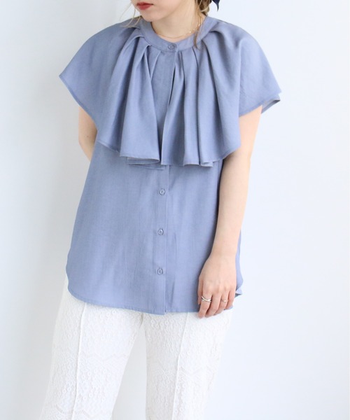 TRIANGLE PALETTE（トライアングルパレット）の「ケープカラーノースリブラウス（シャツ/ブラウス・レディース・アイボリー/サックスブルー/オフホワイト・FREE）」の19枚目の写真