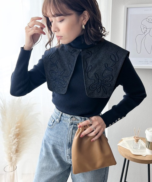 classicalelf（クラシカルエルフ）の「+1で上級映え。2wayビッグカラー刺繍入り付け襟（付け襟・レディース・ブラック/オフホワイト/インディゴブルー/ブルー・M-L/L-XL）」の17枚目の写真