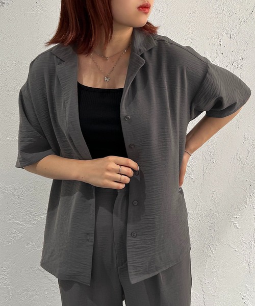 apres jour mignon（アプレジュールミニョン）の「開襟シャツ【ZOZOTOWN限定アイテム】 【SETUP着用可能】（シャツ/ブラウス・レディース・チャコールグレー/ブラック/ブルー・X-LARGE/フリー）」の5枚目の写真