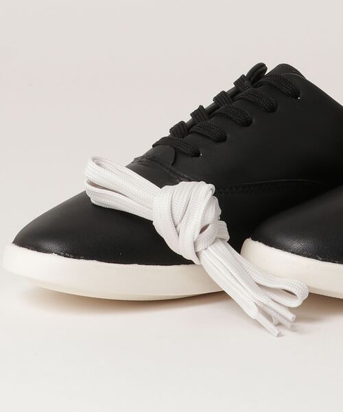 Clarks（クラークス）の「【ネット限定】 AceLite Tie / エースライトタイ（ブラックレザー）（スニーカー・レディース・ブラック・UK3.5/UK5.5/UK6/UK4/UK4.5/UK5/UK3）」の4枚目の写真