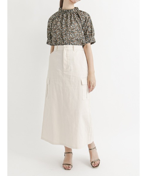 Te chichi（テチチ）の「花柄ギャザースタンドカラーブラウス（シャツ/ブラウス・レディース・ネイビー/ブラウン/オレンジ・ﾌﾘ-）」の4枚目の写真