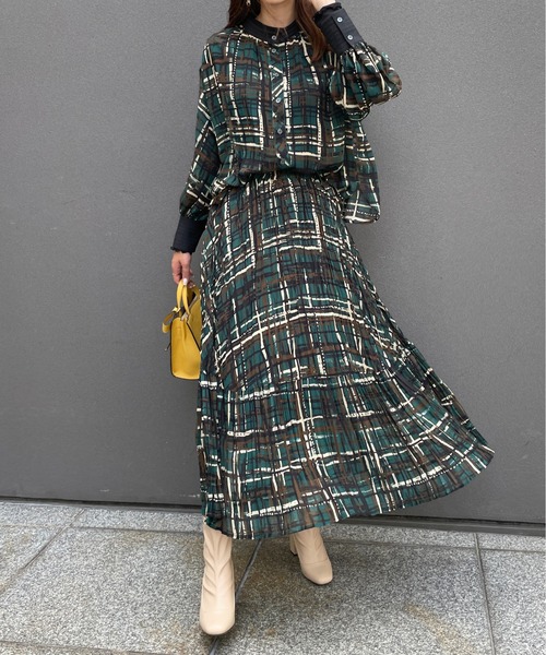 StyleSea（スタイルシー）の「チェックプリントランダムプリーツスカート（スカート・レディース・モカ/グリーン・FREE）」の3枚目の写真