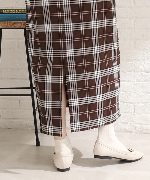 Cutie Blonde（キューティーブロンド）の「◆【セットアップ可能】コーデの主役！Vネックジャンスカ（スカート・レディース・ベージュ系1/ダークオレンジ/ブラウン系2/ブラック・02/03）」の18枚目の写真