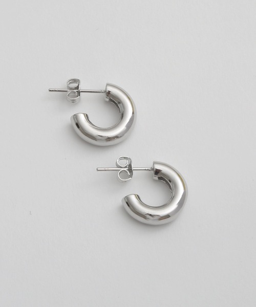 Geel(ギール)の「Geel/コンパクト フープピアス(ピアス(両耳用)・レディース・シルバー/ゴールド・FREE)」の8枚目の写真