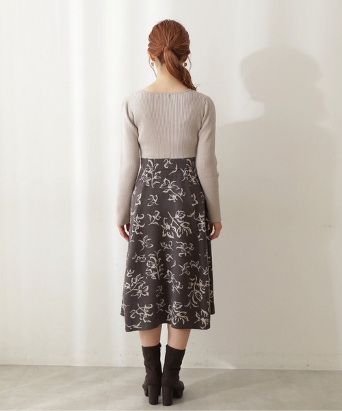 PROPORTION BODY DRESSING（プロポーションボディドレッシング）の「フラワージャガードニットワンピース / 1212240019（ワンピース・レディース・オフホワイト/ダークグレー/ベージュ・MEDIUM/SMALL）」の10枚目の写真