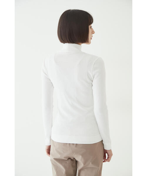 human woman（ヒューマンウーマン）の「オーガニック丸胴タートルカットソー（Tシャツ/カットソー・レディース・グレー系その他/カーキ/ホワイト・MEDIUM）」の15枚目の写真