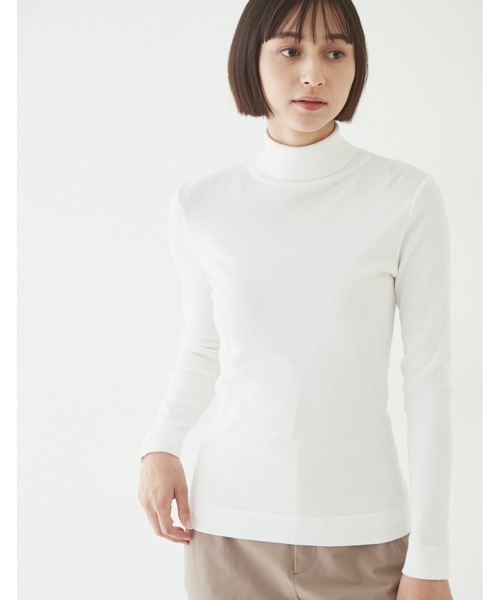 human woman（ヒューマンウーマン）の「オーガニック丸胴タートルカットソー（Tシャツ/カットソー・レディース・グレー系その他/カーキ/ホワイト・MEDIUM）」の2枚目の写真