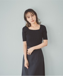バックデザインニットトップス