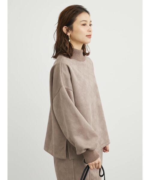 ELENCARE DUE（エレンカーレデュエ）の「・ELENCARE DUEスエードポンチプルオーバー（Tシャツ/カットソー・レディース・アイボリー/チャコールグレー/ブラウン/グリーン・FREE）」の5枚目の写真