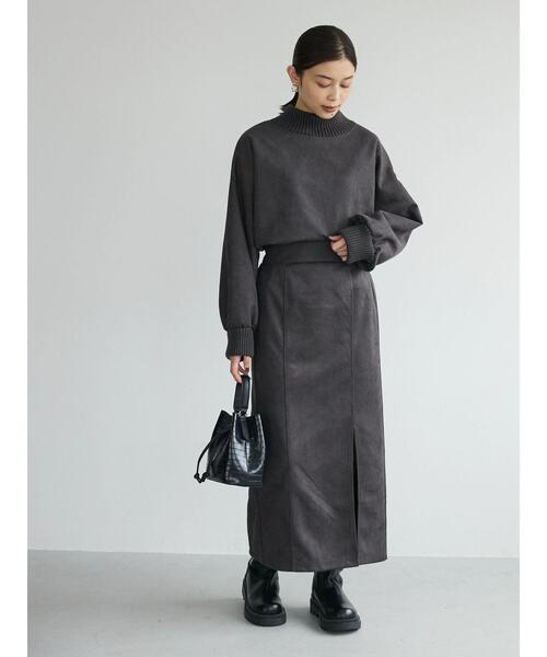 ELENCARE DUE（エレンカーレデュエ）の「・ELENCARE DUEスエードポンチプルオーバー（Tシャツ/カットソー・レディース・アイボリー/チャコールグレー/ブラウン/グリーン・FREE）」の12枚目の写真