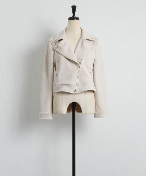 tocco closet（トッコ　クローゼット）の「ポケットリボンスエードライダースジャケット（ライダースジャケット・レディース・ライトグレー/アイボリー/ライトベージュ・M）」の20枚目の写真