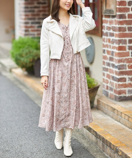 tocco closet（トッコ　クローゼット）の「ポケットリボンスエードライダースジャケット（ライダースジャケット・レディース・ライトグレー/アイボリー/ライトベージュ・M）」の4枚目の写真