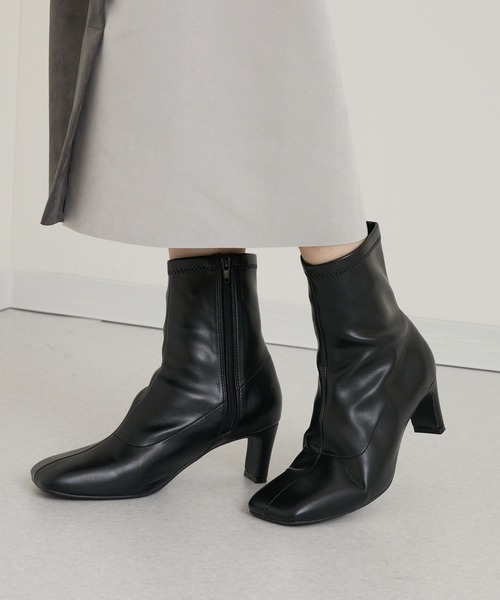 PANIER（パニエ）の「PANIER 撥水加工ショートブーツ（ブーツ・レディース・ブラック/アイボリー・MEDIUM/LARGE）」の17枚目の写真