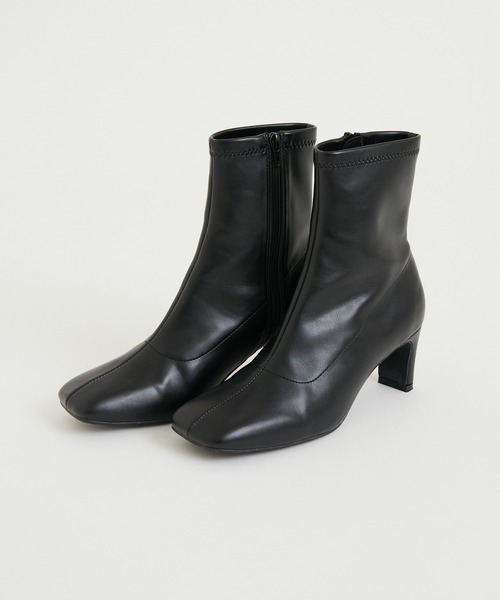 PANIER（パニエ）の「PANIER 撥水加工ショートブーツ（ブーツ・レディース・ブラック/アイボリー・MEDIUM/LARGE）」の19枚目の写真