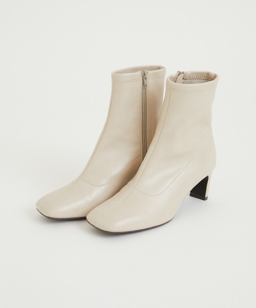 PANIER（パニエ）の「PANIER 撥水加工ショートブーツ（ブーツ・レディース・ブラック/アイボリー・MEDIUM/LARGE）」の5枚目の写真