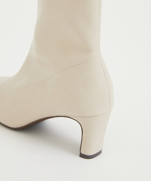 PANIER（パニエ）の「PANIER 撥水加工ショートブーツ（ブーツ・レディース・ブラック/アイボリー・MEDIUM/LARGE）」の16枚目の写真