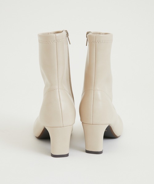 PANIER（パニエ）の「PANIER 撥水加工ショートブーツ（ブーツ・レディース・ブラック/アイボリー・MEDIUM/LARGE）」の22枚目の写真