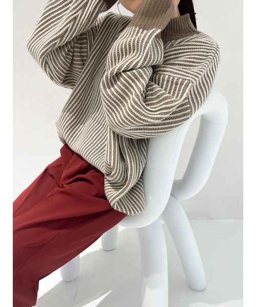 JUMELLE（ジュメロ）の「ストライプ柄ニット（ニット/セーター・レディース・ベージュ/ブラック・MEDIUM）」の3枚目の写真