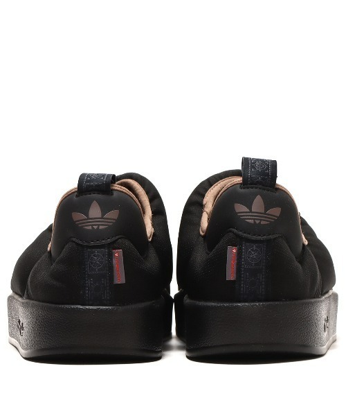 adidas(アディダス)の「adidas PUFFYLETTE / アディダス パフィレッタ(スリッポン・メンズ・ブラック・24.5cm/25.5cm/26.5cm/27.5cm/28.5cm/29.5cm/23.5cm)」の7枚目の写真