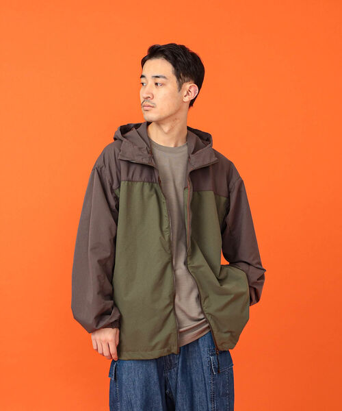 BEAMS(ビームス)の「BEAMS / テック ナイロン ブルゾン(ナイロンジャケット・メンズ・オリーブ/ブルー系その他・S/M/L/XL)」の5枚目の写真