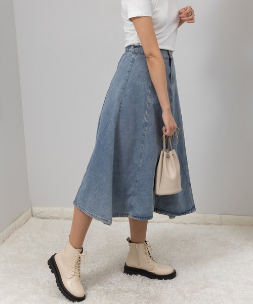 pumpkin port（パンプキンポート）の「デニムフレアースカート（デニムスカート・レディース・ライトブルー/インディゴブルー・MEDIUM）」の13枚目の写真