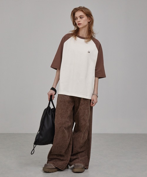 EMMA CLOTHES(エマクローズ)の「チェーン刺繍ルーズラグランスリーブ半袖Tシャツ EMMA CLOTHES(Tシャツ/カットソー・メンズ・スミクロ/モカ/グリーン/ダークネイビー/ブルーグレー/ダークオレンジ/ブラック/チャコール/ライトグリーン/レッド・L/M)」の18枚目の写真