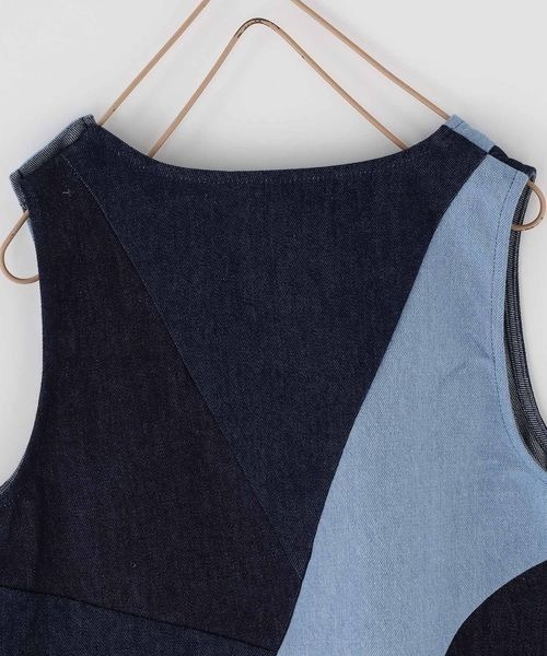 LOWRYS FARM（ローリーズファーム）の「デニムパッチワークミニワンピース　192032（ワンピース・キッズ・ブルー・110cm/120cm/130cm/140cm/150cm）」の7枚目の写真