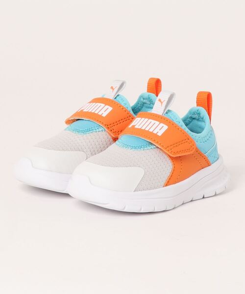 PUMA(プーマ)の「《PUMA》エボルブ スリップオン インファント(スリッポン・キッズ・ブラック×レッド/ブルー/グレー系その他・14.0cm/16.0cm/13.0cm/15.0cm)」の2枚目の写真