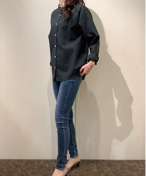 Pitta Re:)(ピッタリ)の「綿麻 バンドカラー 長袖カジュアルシャツ(シャツ/ブラウス・レディース・ラベンダー/ブラック/ライトブルー/ブルーグリーン・M/L/LL)」の14枚目の写真