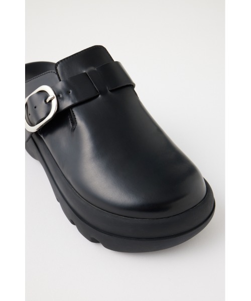 MOUSSY（マウジー）の「METAL BUCKLE SLIDE サンダル（サンダル・レディース・ブラック/ベージュ・LARGE/MEDIUM/SMALL）」の17枚目の写真