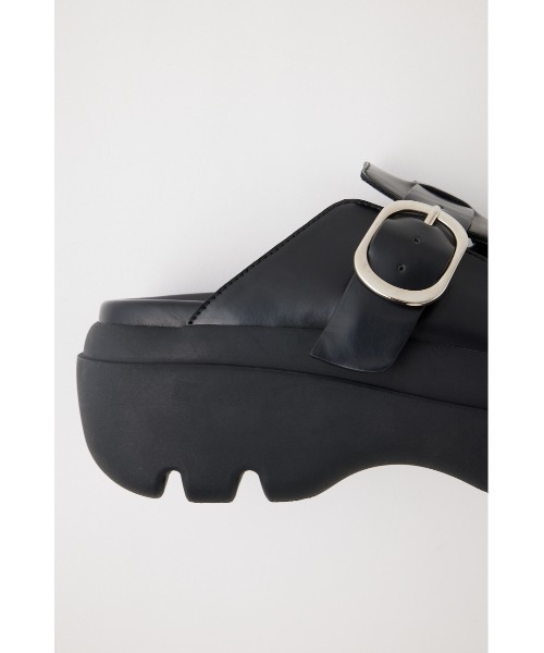 MOUSSY（マウジー）の「METAL BUCKLE SLIDE サンダル（サンダル・レディース・ブラック/ベージュ・LARGE/MEDIUM/SMALL）」の19枚目の写真