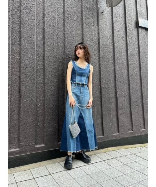 MOUSSY（マウジー）の「METAL BUCKLE SLIDE サンダル（サンダル・レディース・ブラック/ベージュ・LARGE/MEDIUM/SMALL）」の22枚目の写真