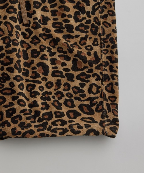 WILD LIFE TAILOR Adam et Rope'（ワイルドテーラーアダムエロペ　）の「【WILD LIFE TAILOR】パイル レオパード ハーフ パンツ（その他パンツ・メンズ・ベージュ系その他・L/M/XL）」の3枚目の写真