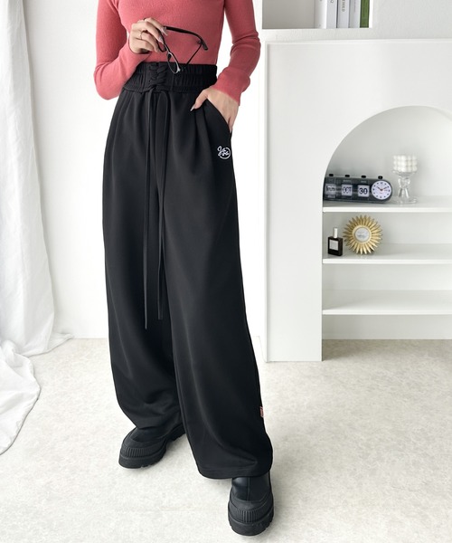 Java(ジャバ)の「《JaVa ジャバコラボ》お洒落に美脚見せ。レースアップワイドスウェットパンツ(スウェットパンツ・レディース・ブラック/杢グレー・LARGE/MEDIUM/SMALL/X-LARGE)」の8枚目の写真