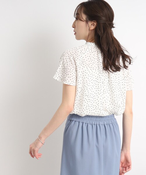 DRESKIP（ドレスキップ）の「◆お仕事シーンにも活躍！ドット柄 ボウタイリボンブラウス（シャツ/ブラウス・レディース・ライトグリーン系/ブラック系5/ホワイト系8・02/03/04）」の9枚目の写真