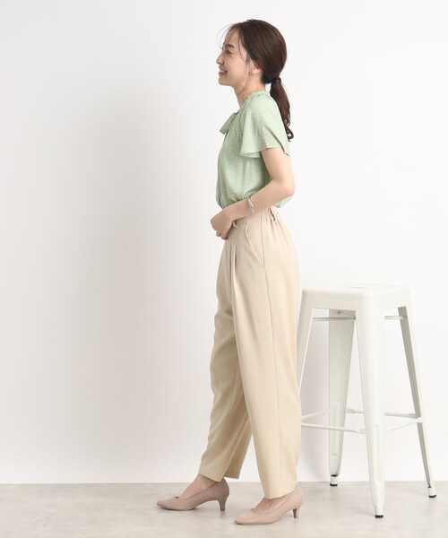 DRESKIP（ドレスキップ）の「◆お仕事シーンにも活躍！ドット柄 ボウタイリボンブラウス（シャツ/ブラウス・レディース・ライトグリーン系/ブラック系5/ホワイト系8・02/03/04）」の16枚目の写真