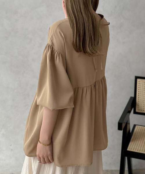 apres jour clair（アプレジュールクレア）の「【apres jour clair】ボリュームスリーブブラウス【ZOZOTOWN限定アイテム】（シャツ/ブラウス・レディース・ベージュ/アイボリー/ピンクベージュ・フリー/X-LARGE）」の22枚目の写真