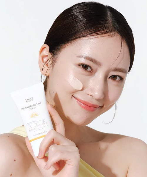 Dr.G(ドクタージー)の「Dr.G ブライトニングアップサンクリーム【SPF50+・PA+++】(日焼け止め/UVケア・レディース・ライトベージュ・FREE)」の4枚目の写真