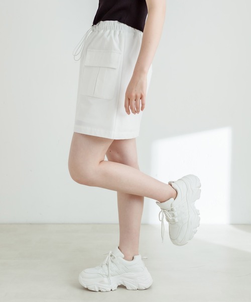 OLIVE des OLIVE(オリーブデオリーブ)の「カーゴミニスカート 1031010350(スカート・レディース・ライム/オフホワイト/ブラック・FREE)」の22枚目の写真