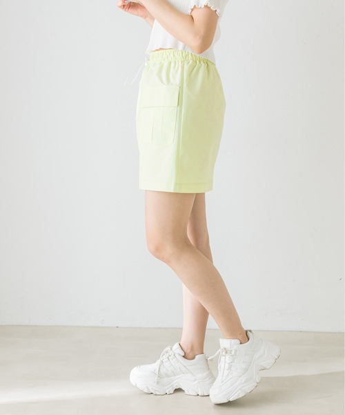 OLIVE des OLIVE(オリーブデオリーブ)の「カーゴミニスカート 1031010350(スカート・レディース・ライム/オフホワイト/ブラック・FREE)」の6枚目の写真