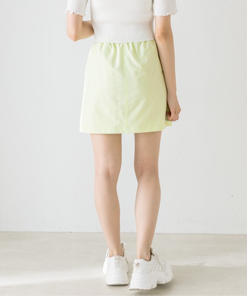 OLIVE des OLIVE(オリーブデオリーブ)の「カーゴミニスカート 1031010350(スカート・レディース・ライム/オフホワイト/ブラック・FREE)」の7枚目の写真