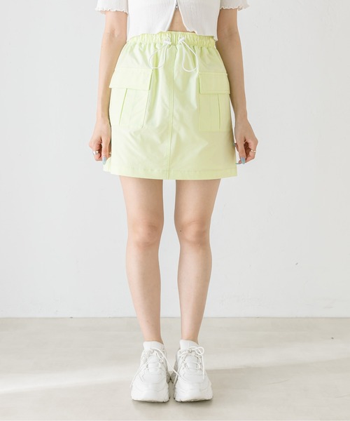 OLIVE des OLIVE(オリーブデオリーブ)の「カーゴミニスカート 1031010350(スカート・レディース・ライム/オフホワイト/ブラック・FREE)」の11枚目の写真